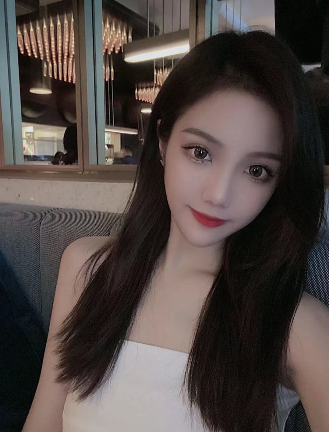 西湖私密嫩妹 pa~pa馆